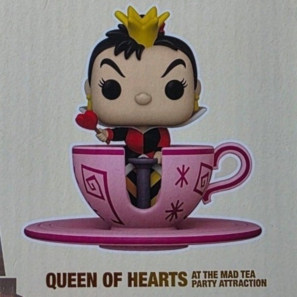 Funko Pop Deluxe Queen of Hearts Mad Tea Party Disney World 50th Target 1107 E2